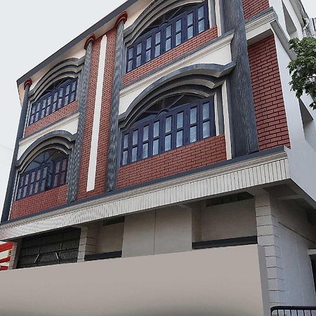OYO 84832 Aashirvaad Green's Guest House Patna  Buitenkant foto