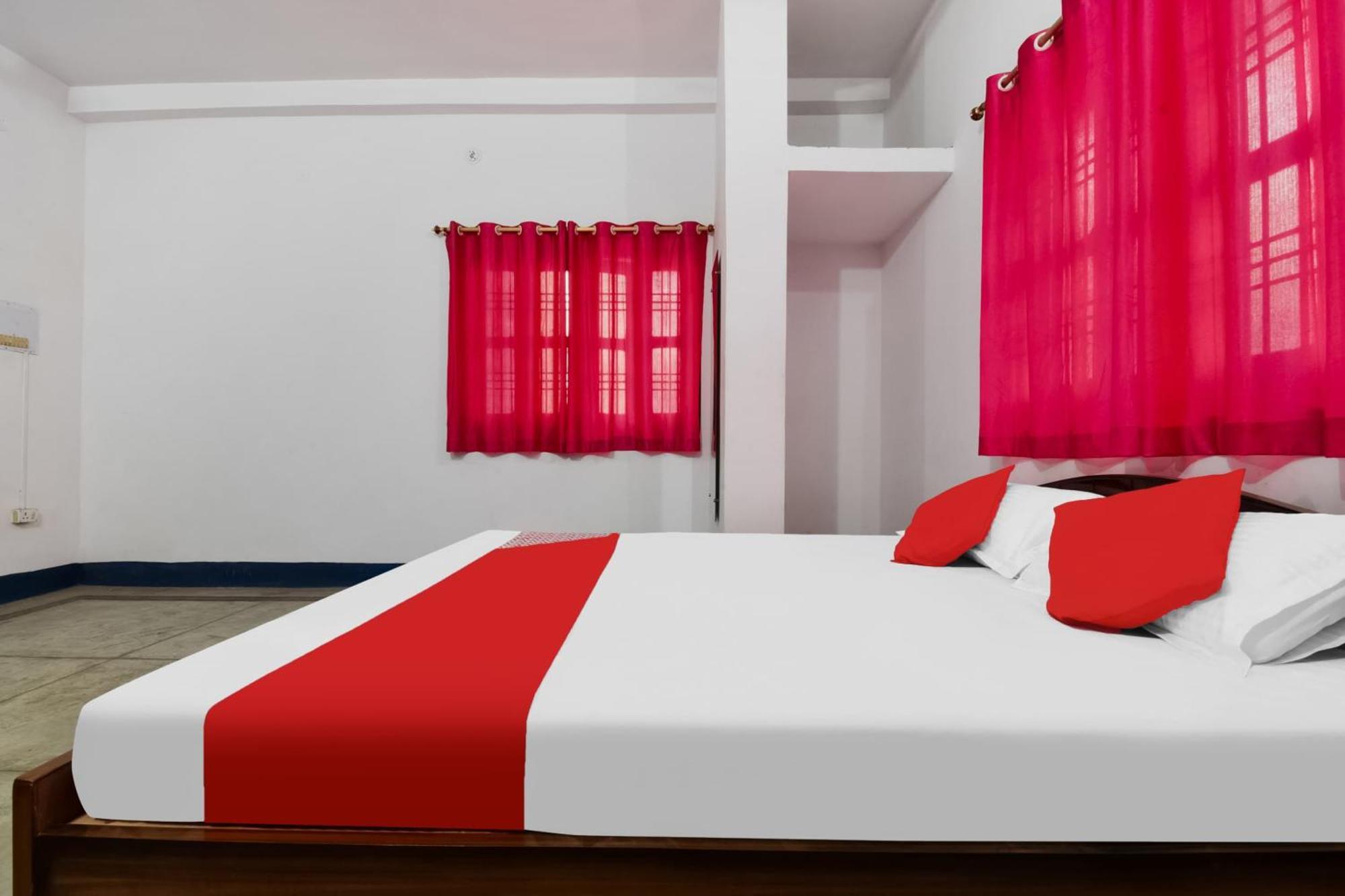OYO 84832 Aashirvaad Green's Guest House Patna  Buitenkant foto