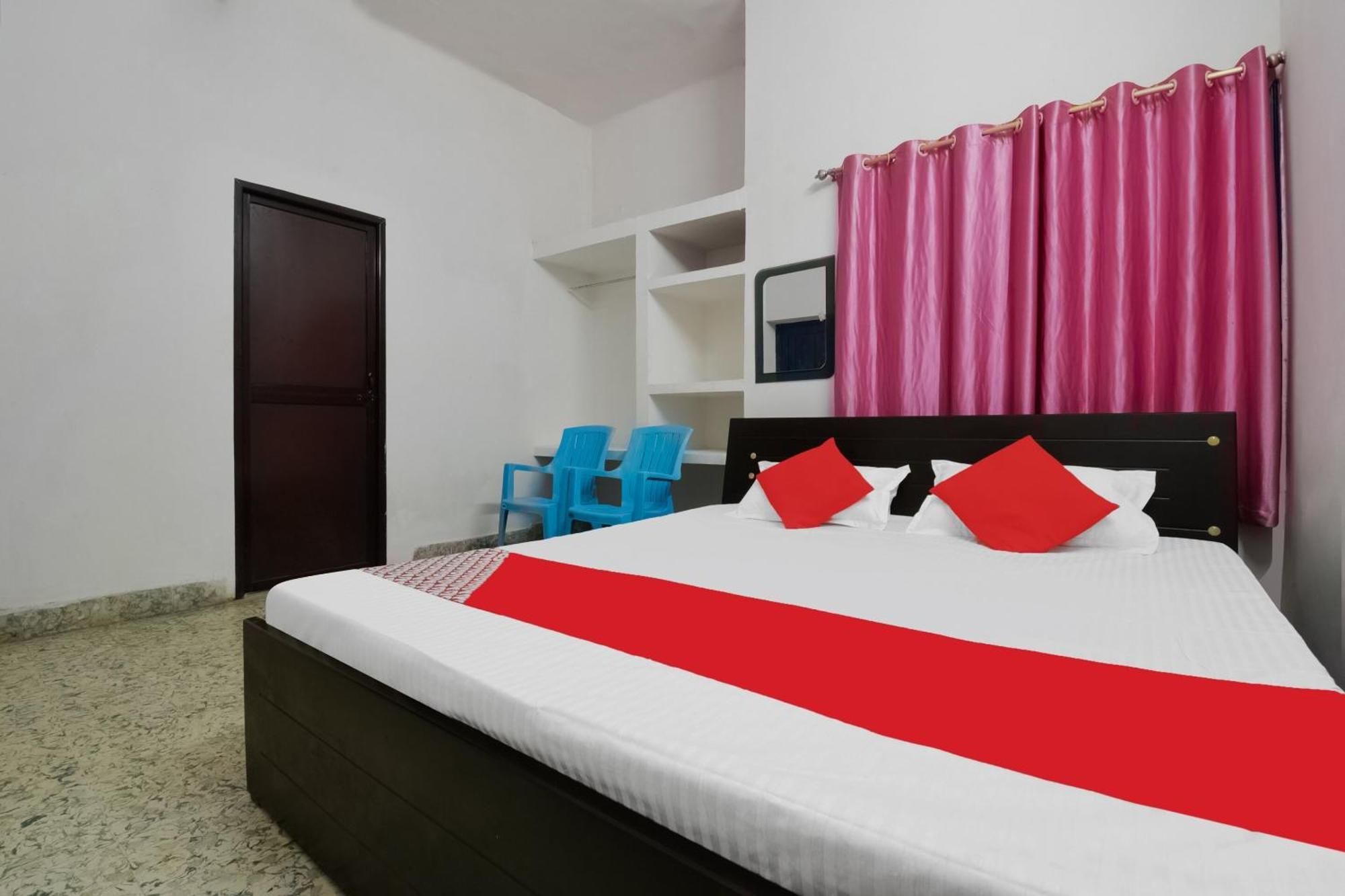OYO 84832 Aashirvaad Green's Guest House Patna  Buitenkant foto