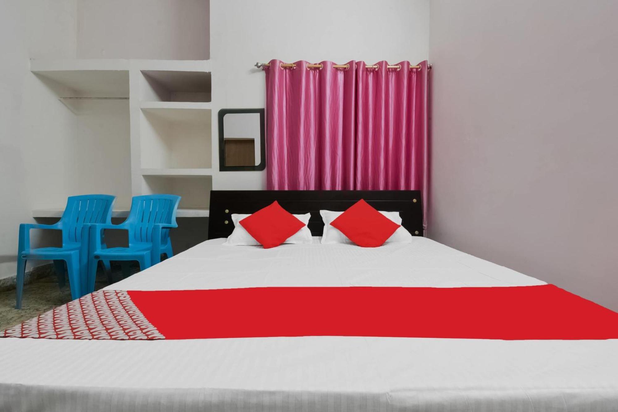 OYO 84832 Aashirvaad Green's Guest House Patna  Buitenkant foto